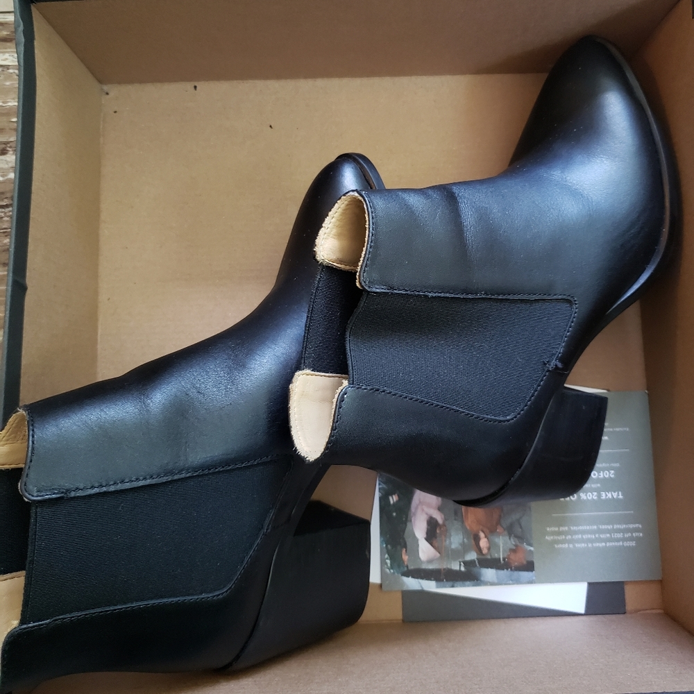 Nisolo chelsea boots